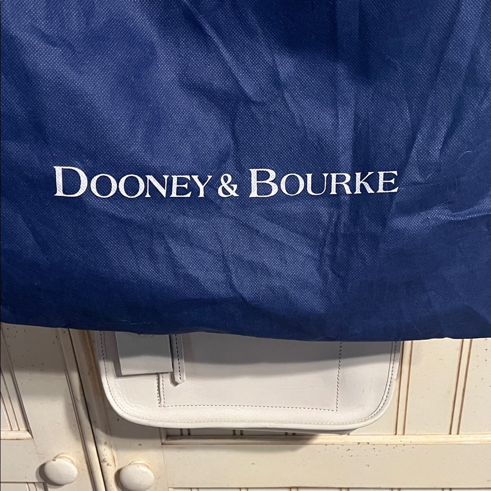 Dooney & Bourke white Crossbody Bag - Picture 2 of 13